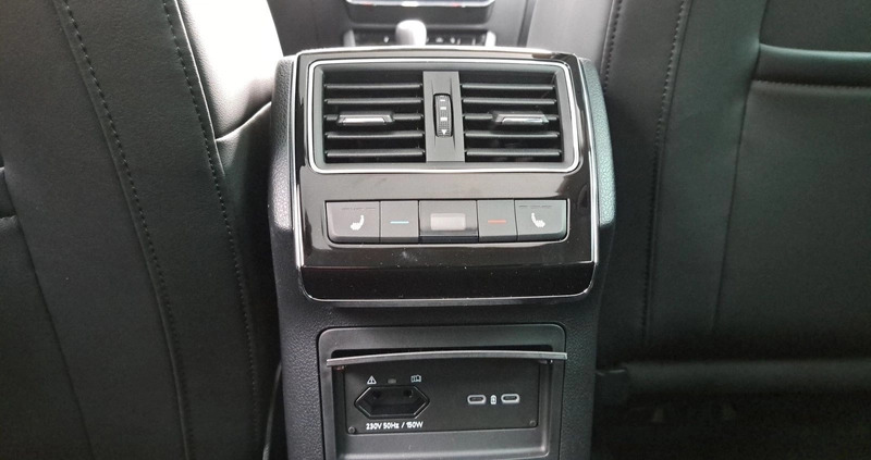 Skoda Superb cena 209900 przebieg: 1, rok produkcji 2024 z Niemodlin małe 781